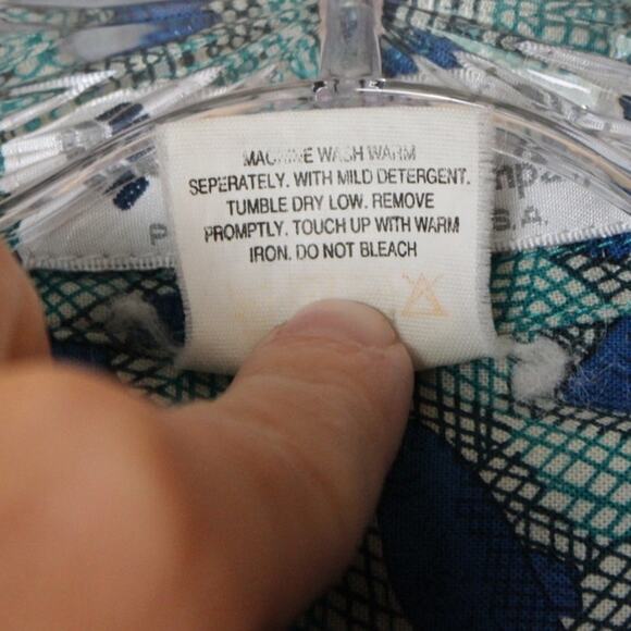 Columbia Mens  Large Fish Print Button Down Shirt Turquoise and Blue 100% Cotton - Picture 7 of 8